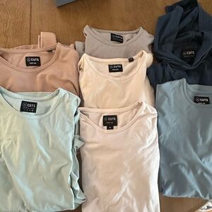 Lot of 7 CUTS men shirts - 5 long sleeve, 1 short sleeve, 1 long sleeve hooded